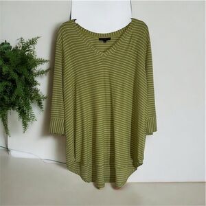 Jane and Delancey Green Relaxed Tunic Top 2X